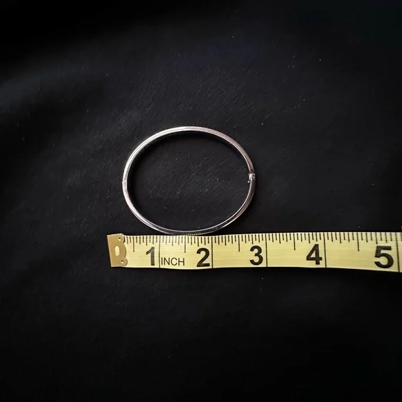 Fashion Silver Hinge Bracelet - Picture 10 of 10